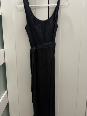 Aritzia Wilfred wrap midi dress